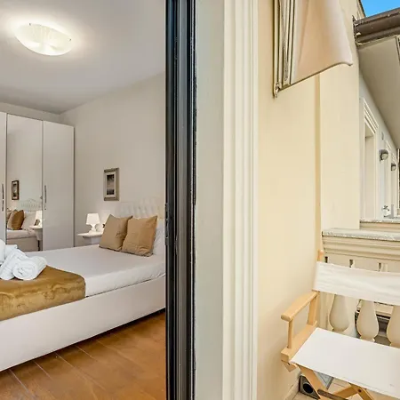 Classic 3 Sul Mare Marmo Di Carrara Design Apartmán