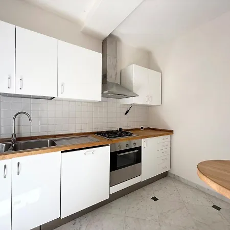 Classic 3 Sul Mare Marmo Di Carrara Design *